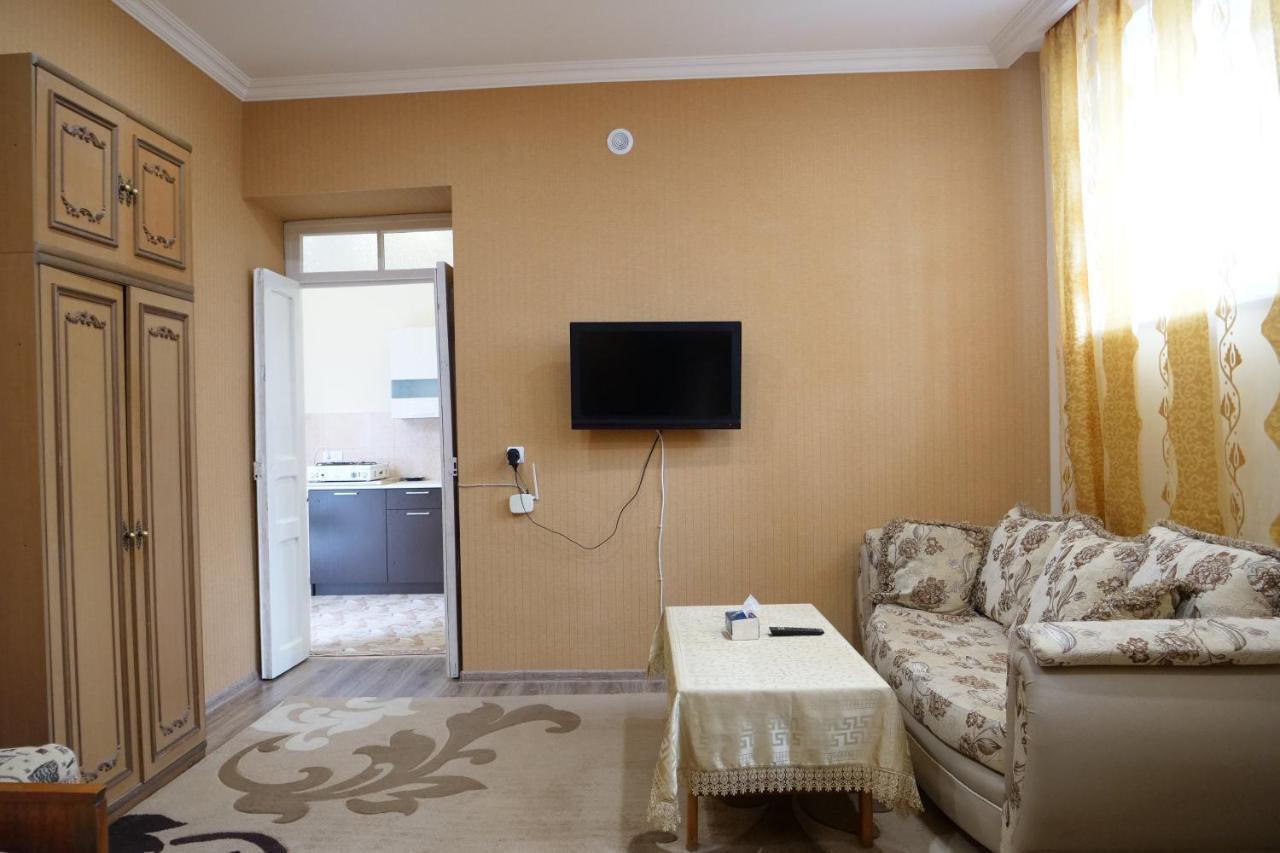 Guest House Kumayri Гюмри Экстерьер фото